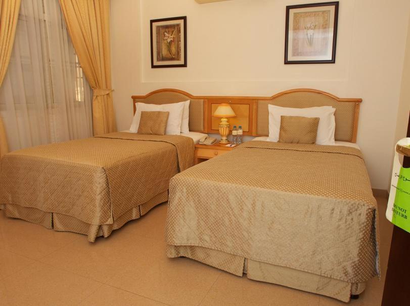 Nuzha Hotel Apartments Muskat Bagian luar foto