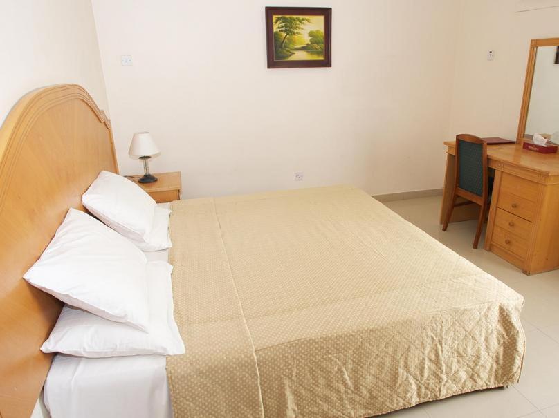 Nuzha Hotel Apartments Muskat Bagian luar foto