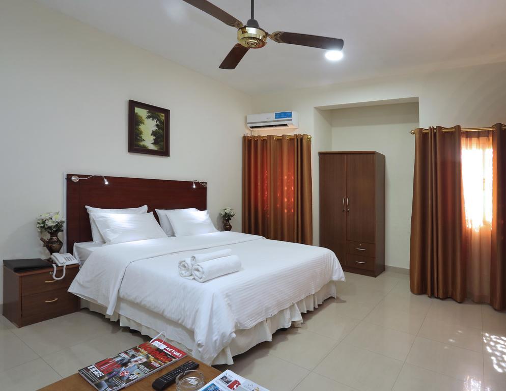 Nuzha Hotel Apartments Muskat Bagian luar foto