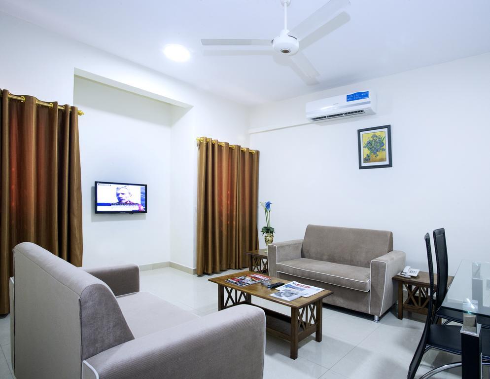 Nuzha Hotel Apartments Muskat Bagian luar foto