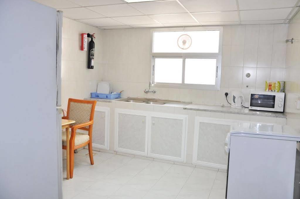 Nuzha Hotel Apartments Muskat Bagian luar foto